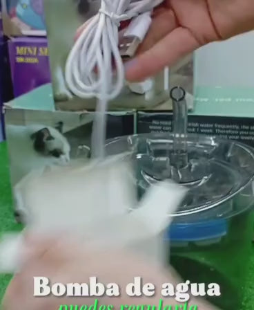 Fuente Inteligente de Agua para Mascotas 🐾💧 con Sensor Automático